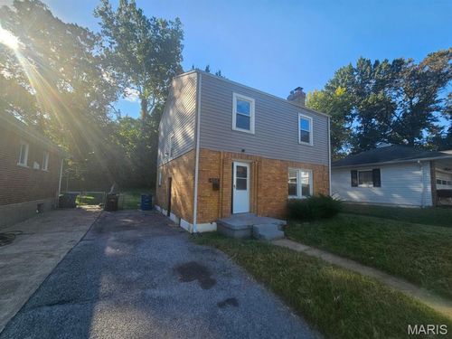 4314 Begg Boulevard, St Louis, MO, 63121 | Card Image