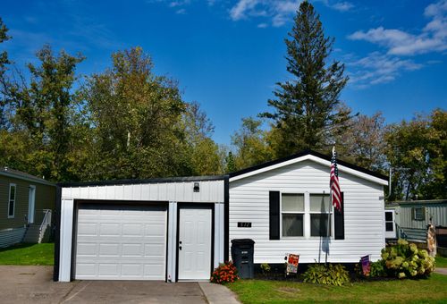 512-512 3rd St Ne, Milaca, MN, 56353-1660 | Card Image