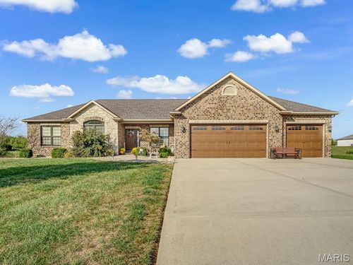 5181 White Oak Dr, Smithton, IL, 62285-3733 | Card Image