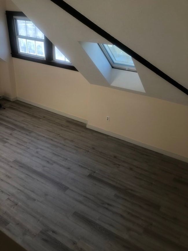 APT-18 - 926 Southbridge St, Condo with 2 bedrooms, 1 bathrooms and 1 parking in Worcester MA | Image 5