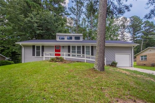 2466 Fairway Cir Sw, Atlanta, GA, 30331-7108 | Card Image