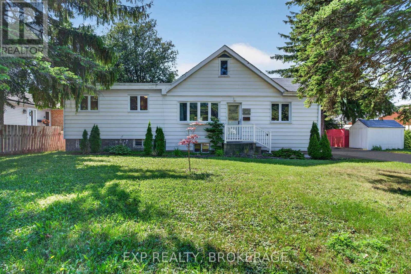 Residential in Kingston (West of Sir John A. Blvd) 2