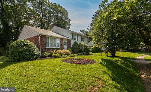 325 Rittenhouse Cir, HAVERTOWN, PA, 19083-2116 | Card Image