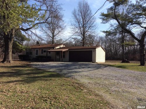 400 W Saddle Club Road, Bonnie, IL, 62816 | Card Image