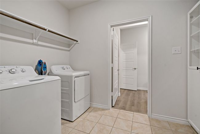 Washer & Dryer included | Image 30