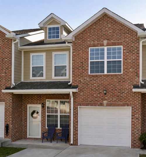 1703 Villa Cir, Lebanon, TN, 37090-6551 | Card Image