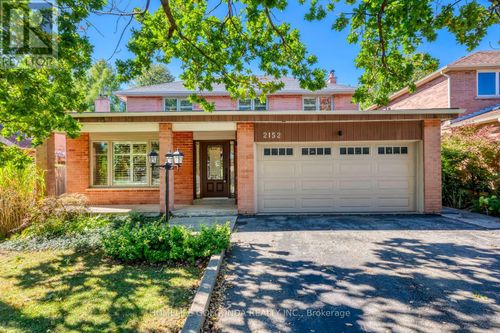 2152 Munn'S Avenue, Oakville (RO River Oaks), ON, L6H3T2 | Card Image
