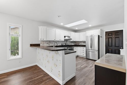 328 35th Ave Ne, Great Falls, MT, 59404-4206 | Card Image