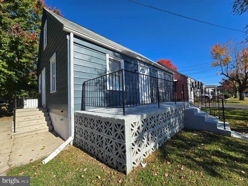 608 Parkinson Avenue, TRENTON, NJ, 08610 | Card Image