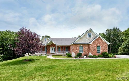 520 Quiet Country Ln, Troy, MO, 63379-5662 | Card Image