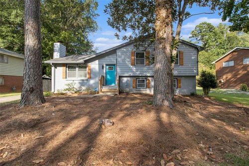 8334 Magnolia Dr, Jonesboro, GA, 30238-3131 | Card Image