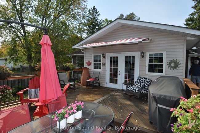 2133 6th Ave W, House other with 2 bedrooms, 2 bathrooms and 3 parking in Owen Sound ON | Image 41