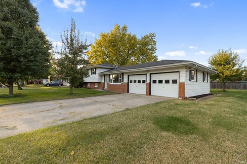 1004 Markle Ave, Elkhart, IN, 46517-1619 | Card Image