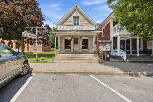 9 E Main St, Warner, NH, 03278-4421 | Card Image