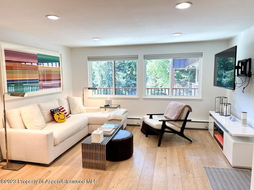 304-940 Waters Ave, Aspen, CO, 81611-2135 | Card Image