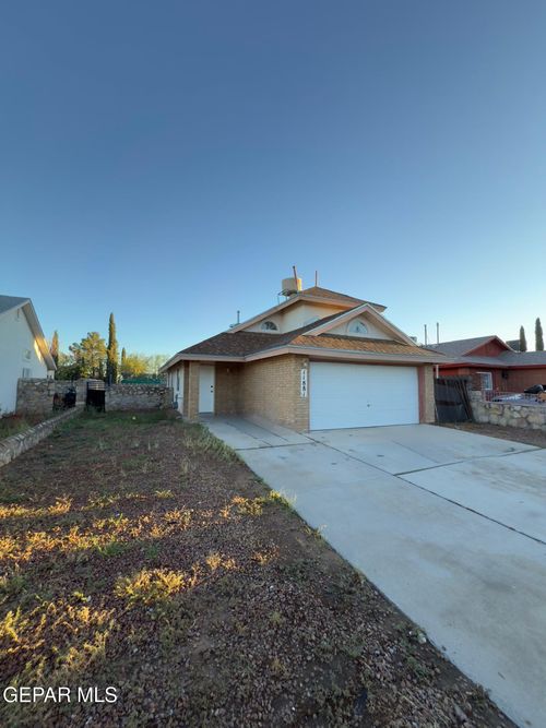 11881 Snow Hawk Dr, El Paso, TX, 79936-0327 | Card Image
