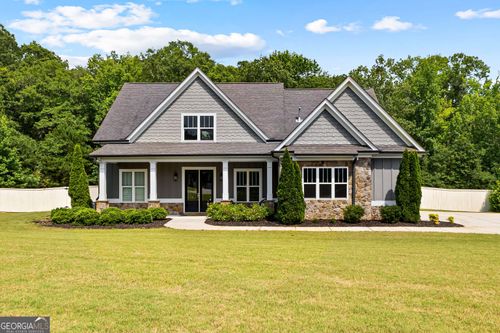 195 Berry Hill Ln, Tyrone, GA, 30290-1696 | Card Image