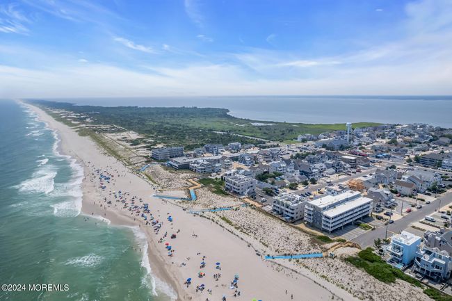 210 24 Th Ave, House other with 7 bedrooms, 5 bathrooms and null parking in Seaside Park NJ | Image 138