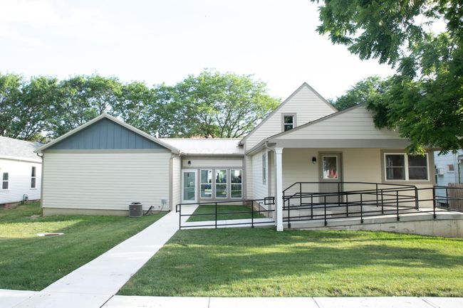 60 E Waterloo St, Home with 0 bedrooms, 0 bathrooms and null parking in Canal Winchester OH | Image 4