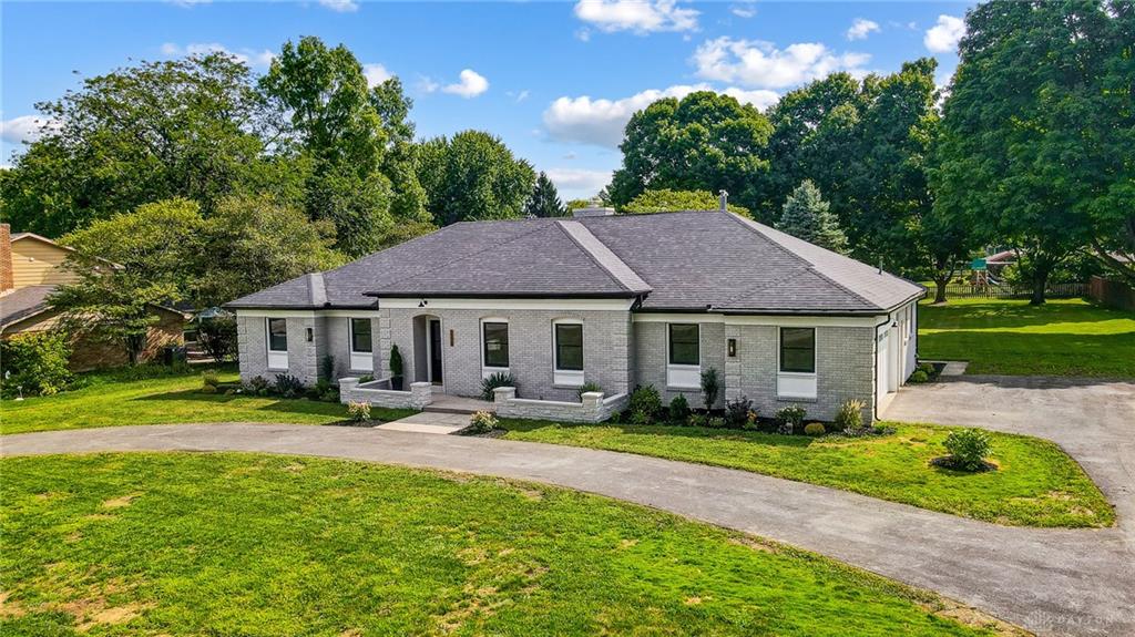 Fiesta Dr, Troy, OH 45373