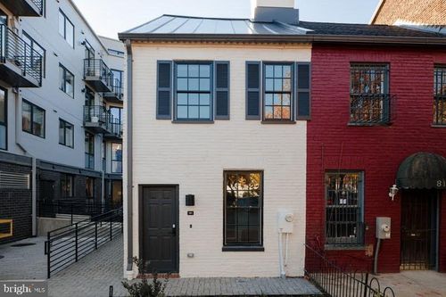th-816 Potomac Ave Se, WASHINGTON, DC, 20003-3677 | Card Image
