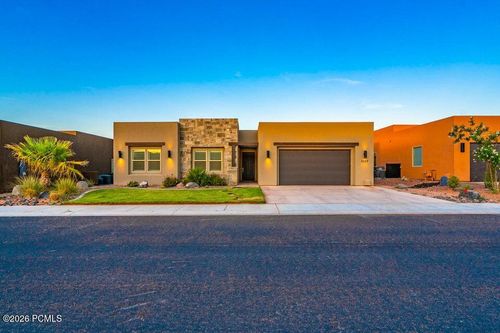 3227 S Hideaway Pl, Hurricane, UT, 84737-1431 | Card Image