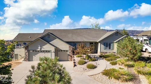 30730 Fox Ridge Ct, Tehachapi, CA, 93561-9150 | Card Image