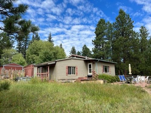 35 Circle Dr, Taos, NM, 87571-9507 | Card Image