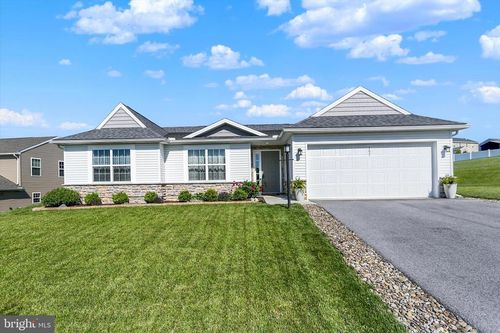 207 Eagle Rd, DILLSBURG, PA, 17019-8528 | Card Image