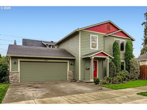 1931 D St, Forest Grove, OR, 97116-2312 | Card Image