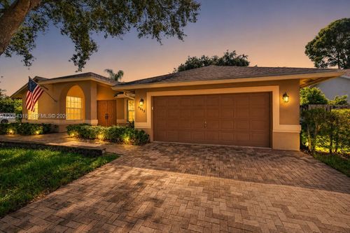 4252 Sw 78th Dr, Davie, FL, 33328-3122 | Card Image