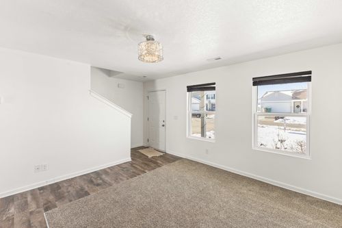 345 Hillside Dr, Pleasant Hill, IA, 50327-2337 | Card Image