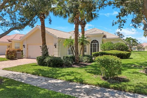 5848 Ferrara Dr, Sarasota, FL, 34238-4717 | Card Image