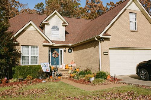 527 Callahan Dr, New Johnsonville, TN, 37134-9682 | Card Image