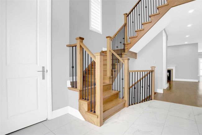 UPPER - 7 Rolling Rock Way, House other with 4 bedrooms, 5 bathrooms and 3 parking in Brampton ON | Image 8