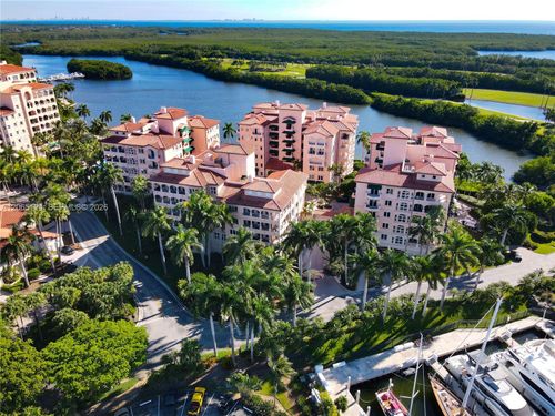 142-13647 Deering Bay Dr, Coral Gables, FL, 33158-2826 | Card Image