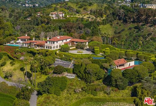 1309 Davies Dr, Beverly Hills, CA, 90210-2033 | Card Image