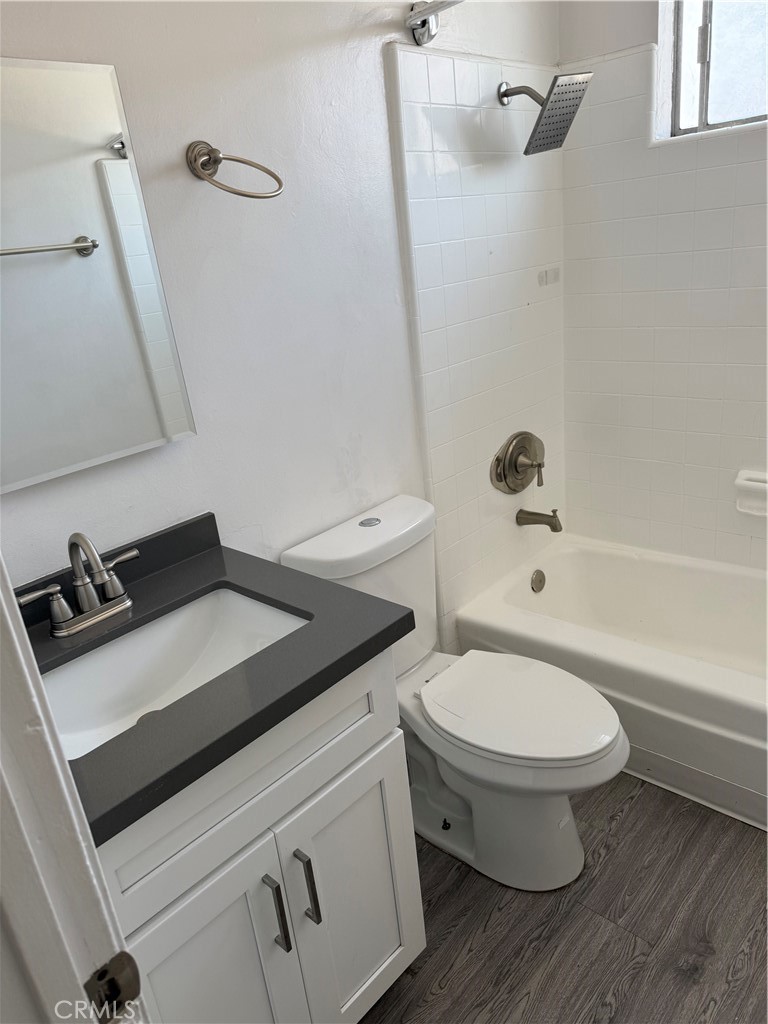 Residential Lease in Los Angeles 5