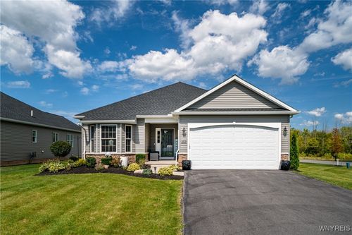 7273 Clarkview Dr, Lockport, NY, 14094-6286 | Card Image