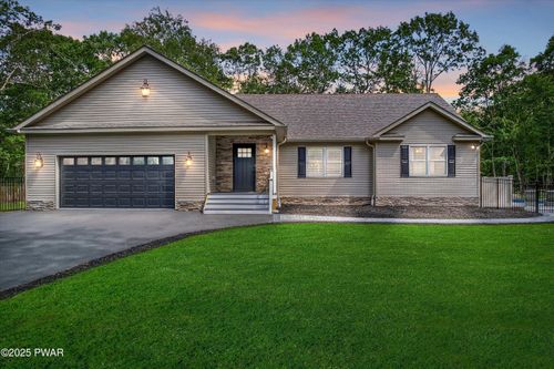 114 Beaver Run, Milford, PA, 18337-9508 | Card Image
