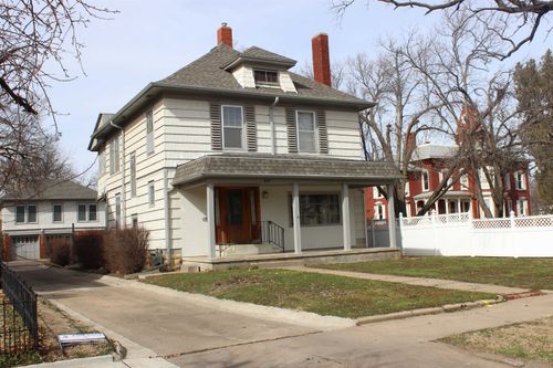 620 Highland Ave, Salina, KS, 67401-4127 | Card Image