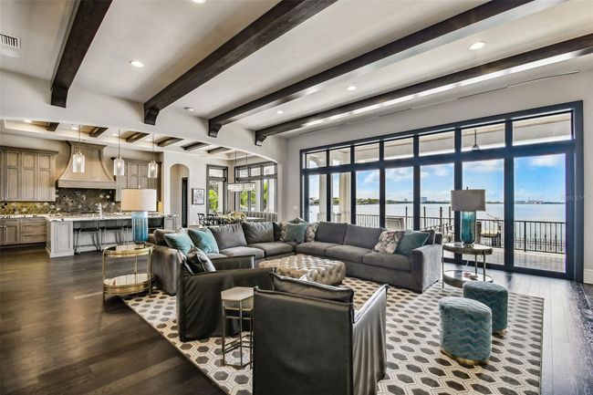 5120 W Longfellow Ave, House other with 6 bedrooms, 7 bathrooms and null parking in TAMPA FL | Image 23