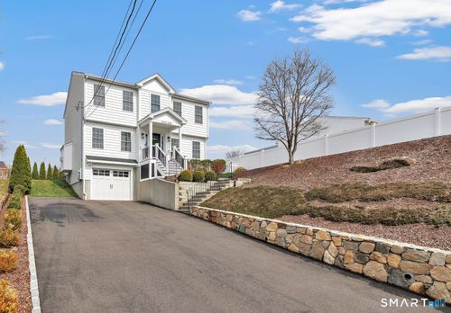 51 Roberts St, Shelton, CT, 06484-2342 | Card Image