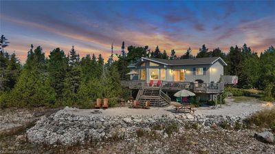 9 2 Nd Crt, House other with 4 bedrooms, 2 bathrooms and 5 parking in Tobermory ON | Image 2