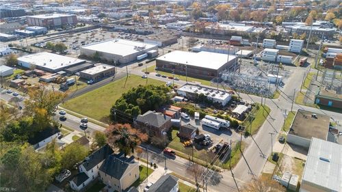 916 W 25th Street Street, Norfolk, VA, 23517 | Card Image