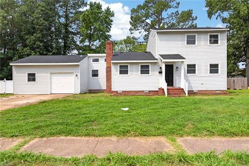 212 Woodbury Forrest Dr, Hampton, VA, 23666-4526 | Card Image