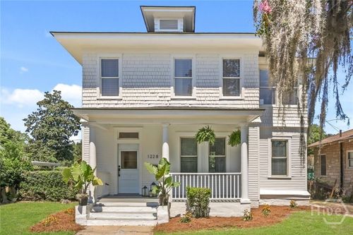 1228 E 31st St, savannah, GA, 31404-2804 | Card Image