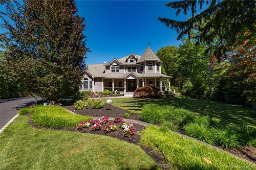 67 Sunny Rd, Saint James, NY, 11780-3019 | Card Image