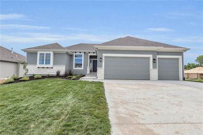 19440 W 202nd Street, House other with 4 bedrooms, 3 bathrooms and null parking in Spring Hill KS | Image 2