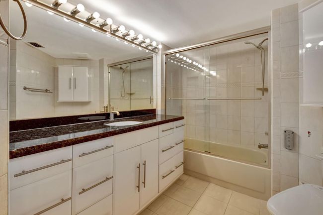 APT-302 - 6372 La Costa Dr, Condo with 3 bedrooms, 3 bathrooms and null parking in Boca Raton FL | Image 32